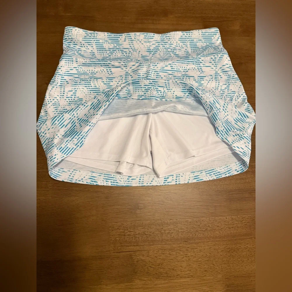 Callaway NWOT Women’s Golf Skort Blue & White Palm Tree Tennis Skort Size Small